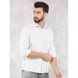 Crimsoune Club Men Smart Spread Collar Vertical Striped Cotton Slim Fit Casual Shirt-picture-29