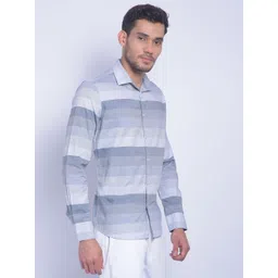 Crimsoune Club Striped Cotton Curved Slim Fit Casual Shirt-picture-18