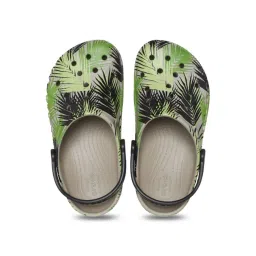 Crocs Kids Baya Printed Multicolor Back Strap Clogs-picture-18