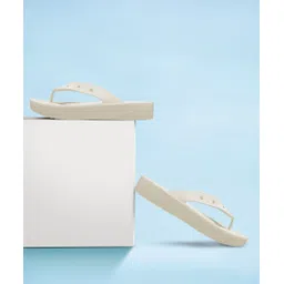 crocs Women's Classic Platform Women Flip Flops-picture-12