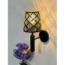 Cruv Black Frustum Shaped Metal Wall Lamp-picture-20