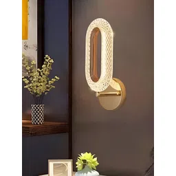Cruv Gold-Toned Metal Wall Lamp-picture-33