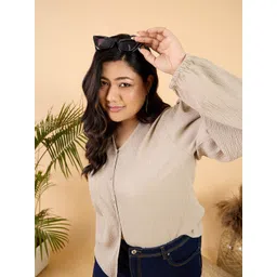 CURVY STREET Plus Size V-Neck Puff Sleeve Top-picture-24