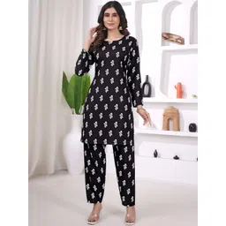 CushionCue Women Black Co-Ords image 1