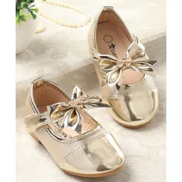 Cute Walk by Babyhug Ballerina with Velcro Closure and Bow Applique - Gold-picture-38