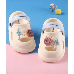 Cute Walk by Babyhug Clogs with Back Strap Closure & Paper Plane Applique - Cream-picture-24