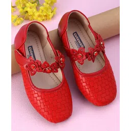 Cute Walk by Babyhug Sandals Flower Applique- Red-picture-22