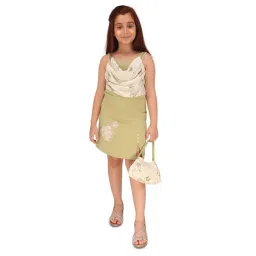 Cutecumber Girls Green Applique Regular Fit Dress-picture-31