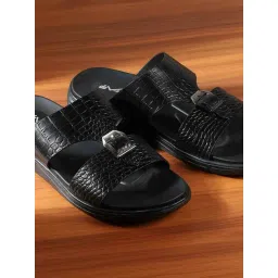 Da Vinchi by Metro Black Casual Sandals-picture-27