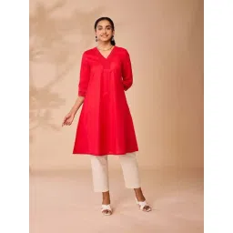 Daali Red Cotton Regular Fit Embroidered Kurta-picture-18