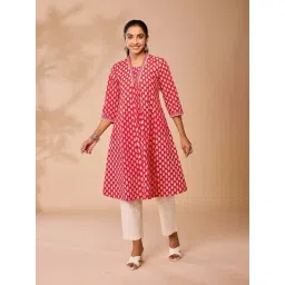 Daali Red Cotton Regular Fit Printed Kurta-picture-28