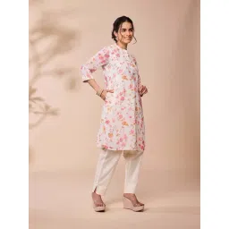 Daali White Regular Fit Floral Print Kurtas-picture-42