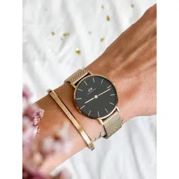 Daniel Wellington DW00100347 Petite Evergold Analog Watch for Women-picture-33