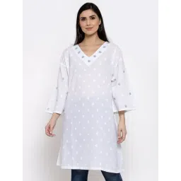 DART STUDIO White Cotton Embroidered A Line Kurta-picture-27