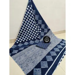 Dastkar Geometric Printed Pure Cotton Saree With Unstitched Blouse-picture-32