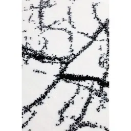 DDecor White Traditional Anti-Skid Polypropylene Carpet image 1