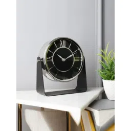 De Maison Decor Silver Aluminium Abstract Mitsuki Table Clock-picture-42