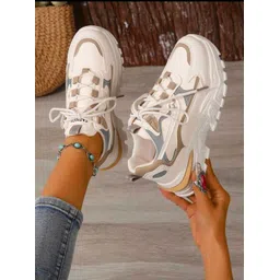 Sneakers For Women-image-17
