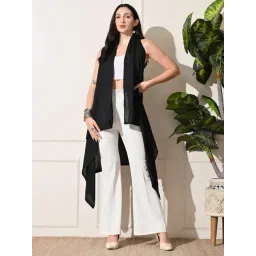 DECKEDUP Black Viscose Solid Shrug-picture-47