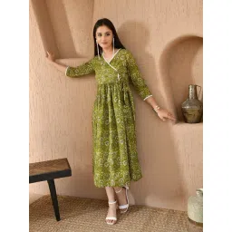DECKEDUP Green Cotton Floral Three-Quarter Sleeves Dress-picture-29