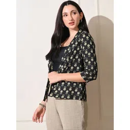 DECKEDUP Women Floral Printed Shawl Collared Open Front Shrug-picture-25