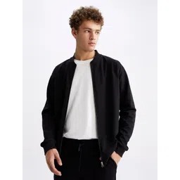 DeFacto Men Black Solid Pullover Sweater-image-37