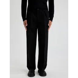 DeFacto Men Mid-Rise Parallel Trousers-image-42