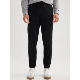 DeFacto Men Mid Rise Trousers-image-35
