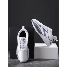 Deflow Men Colourblocked Sneakers-picture-36