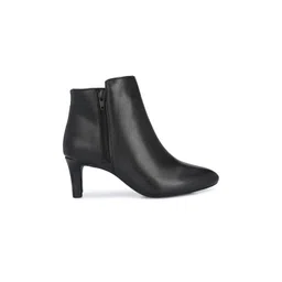 Delize Black Solid Heeled Boots image 3