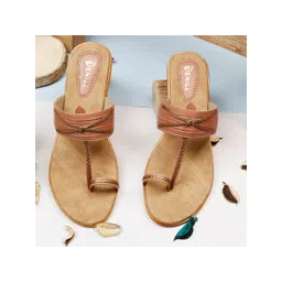 Denill Peach-Coloured & Rose Gold-Toned Braided Woven Design One-Toe Wedges-picture-34