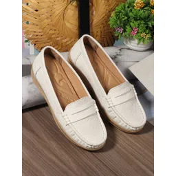 Denill Women Colourblocked Sneakers-picture-17