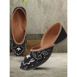 Denill Women Ethnic Embellished Mojaris-picture-41