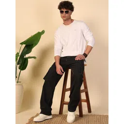 DENIMLOOK Men Easy Wash Cargos Trousers image 3