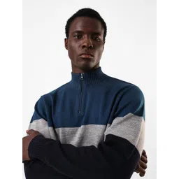 Dennis Lingo Men Colourblocked Pullover-picture-34