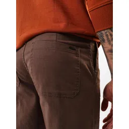 Dennis Lingo Men Solid Cotton Relaxed Fit Mid-Rise Cargo Trousers image 3