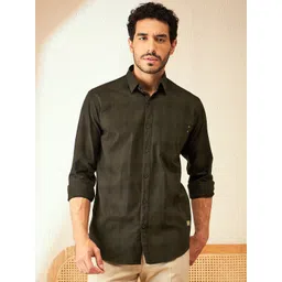 DENNISON Men Smart Fit Checked Spread Collar Casual Shirt-picture-23