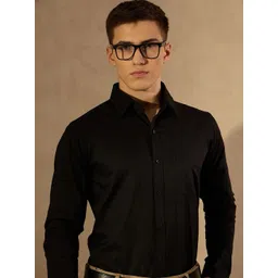 DENNISON Men Smart Slim Fit Solid Spread Collar Cotton Formal Shirt image 1