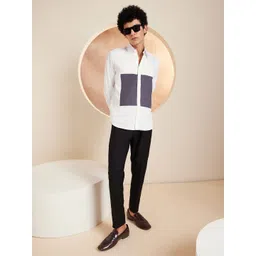 DENNISON Smart Colourblocked Cotton Casual Shirt-picture-23