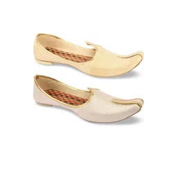 DESI COLOUR Men Set of 2 Cream & Gold Woven Design Mojaris-picture-24