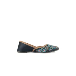 DESI COLOUR Women Ethnic Embellished Velvet Mojaris image 5