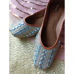 DESI COLOUR Women Grey Ethnic Ballerinas with Embroidered Flats-picture-33