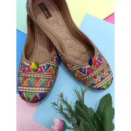 DESI COLOUR Women Multicoloured Embroidered Mojaris-picture-41