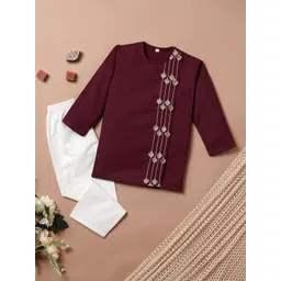 Desi Soota Boys Ethnic Motifs Embroidered Regular Thread Work Pure Cotton Kurta with Trousers-picture-33