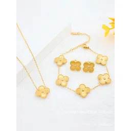 Designs & You Gold Plated Anti Tarnish Clover Jewellery Set image 4