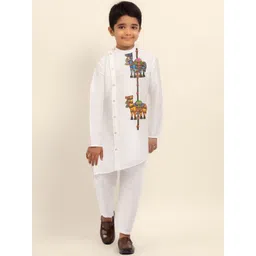 DEVOILER Boys Ethnic Motifs Empire Dupion Silk Kurta with Pyjamas-picture-14