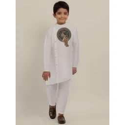 DEVOILER Boys Ethnic Motifs Empire Dupion Silk Kurta with Pyjamas-picture-21