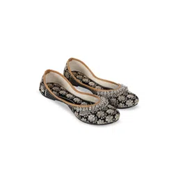 DFR Women Embellished Ethnic Mojaris Flats-picture-20