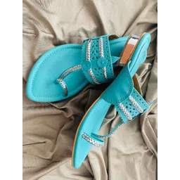 Dhaga Women Printed Sneakers-picture-30