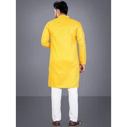 DIAMON STYLE Men Printed Regular Pure Cotton Kurta with Pyjamas image 4
